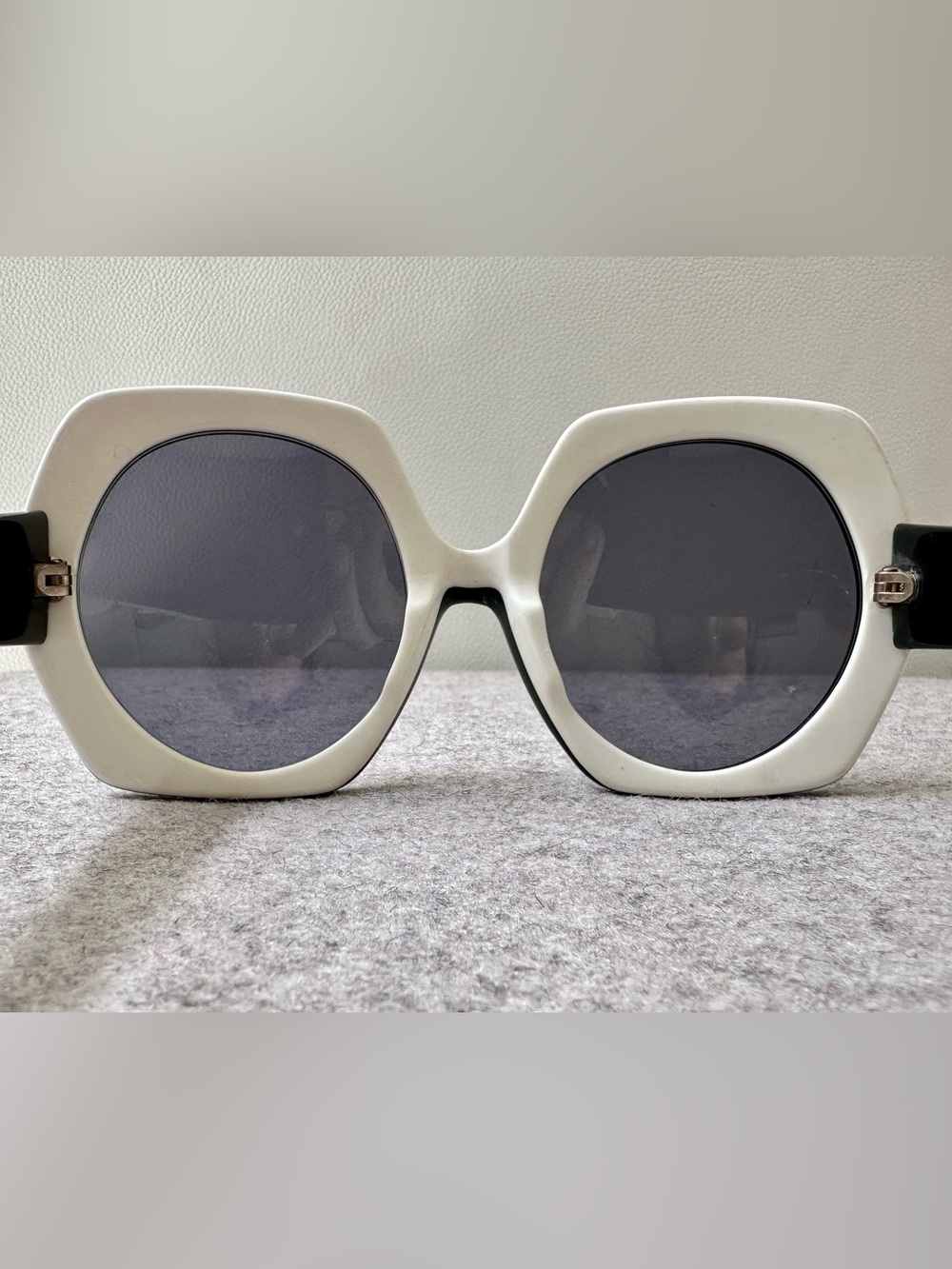 CHANEL authentic VTG 1990s 08849 oversized hexagon black+white sunglasses - Picture 10 of 13